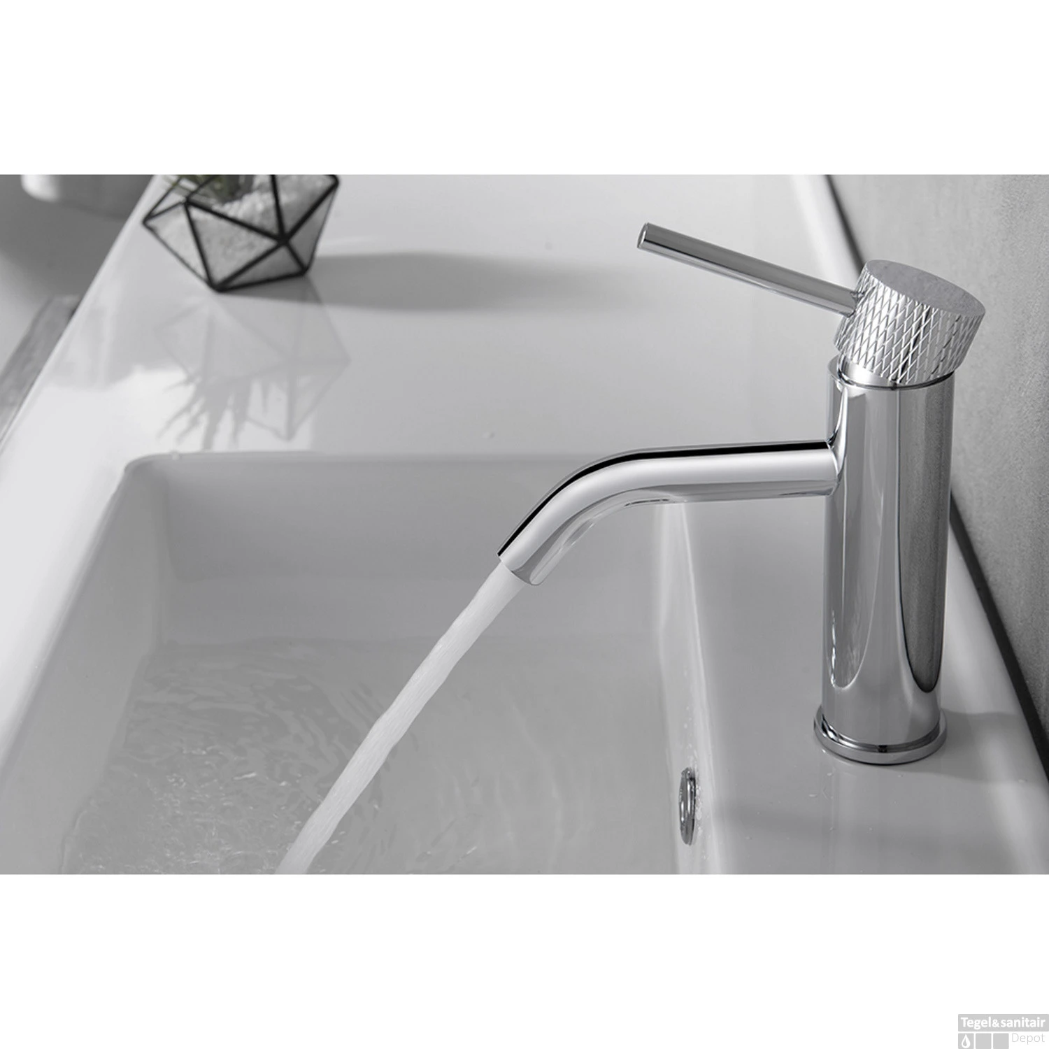 Wastafelkraan Wiesbaden Ribbd Opbouw Mengkraan Chroom 4 Wastafelkraan Wiesbaden Ribbd Opbouw Mengkraan Chroom - Afbeelding 2