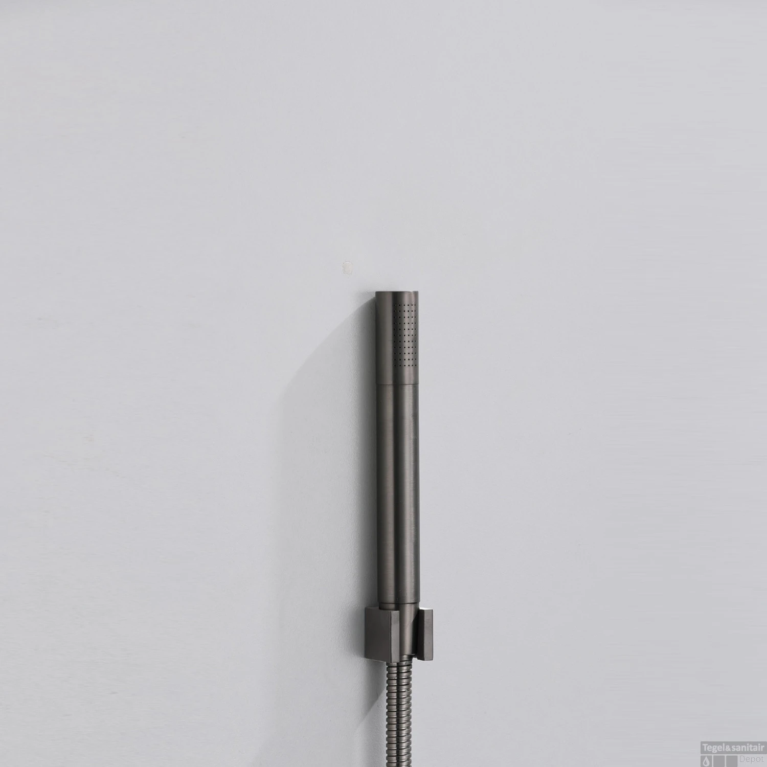 Badkraan Opbouw Boss & Wessing Exclusive Met Staaf Handdouche Set Gunmetal 5 Badkraan Opbouw Boss & Wessing Exclusive Met Staaf Handdouche Set Gunmetal - Afbeelding 3