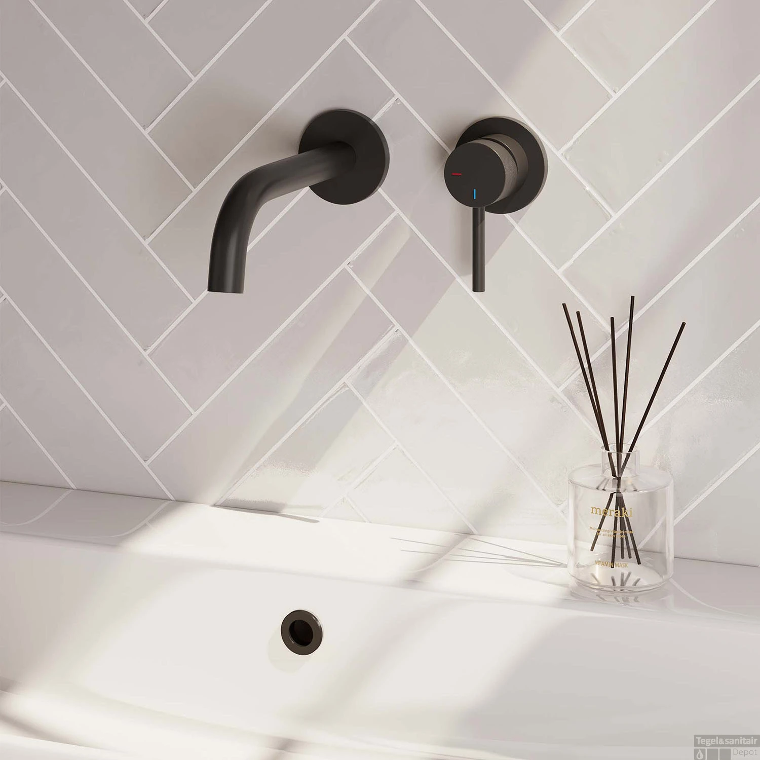 Inbouw Wastafelmengkraan Brauer Black Carving Coldstart Gebogen Uitloop Ronde Hendel Rechts Mat Zwart Met Rozetten 4 Inbouw Wastafelmengkraan Brauer Black Carving Coldstart Gebogen Uitloop Ronde Hendel Rechts Mat Zwart Met Rozetten - Afbeelding 2