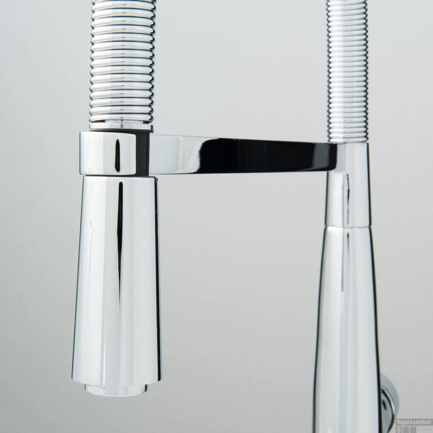 Keukenmengkraan Schutte New York Hoge Draaibare Uitloop Met Spiraalveer Chroom - Afbeelding 5