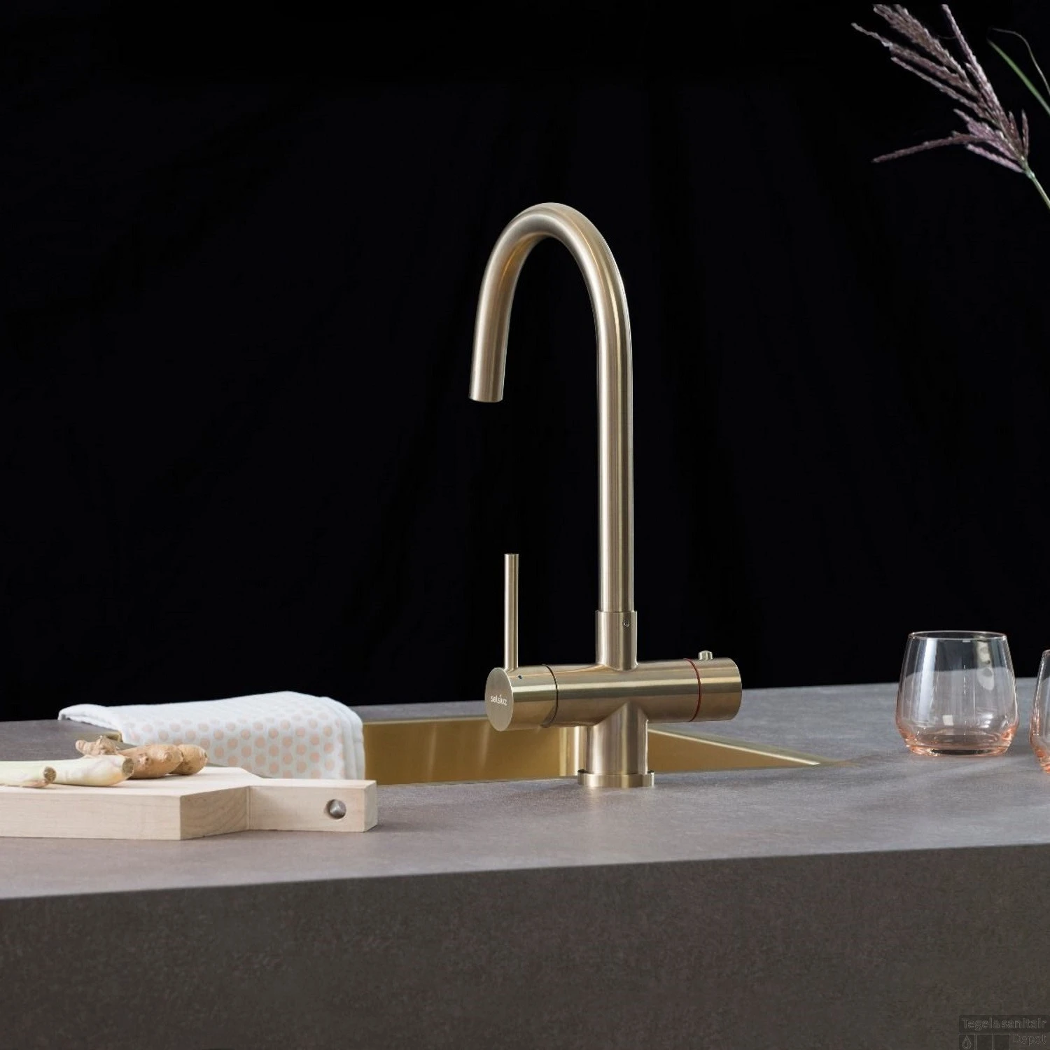 Kokendwaterkraan Selsiuz Steel Rond Gold Inclusief Combi Extra Boiler 6 Kokendwaterkraan Selsiuz Steel Rond Gold Inclusief Combi Extra Boiler - Afbeelding 4