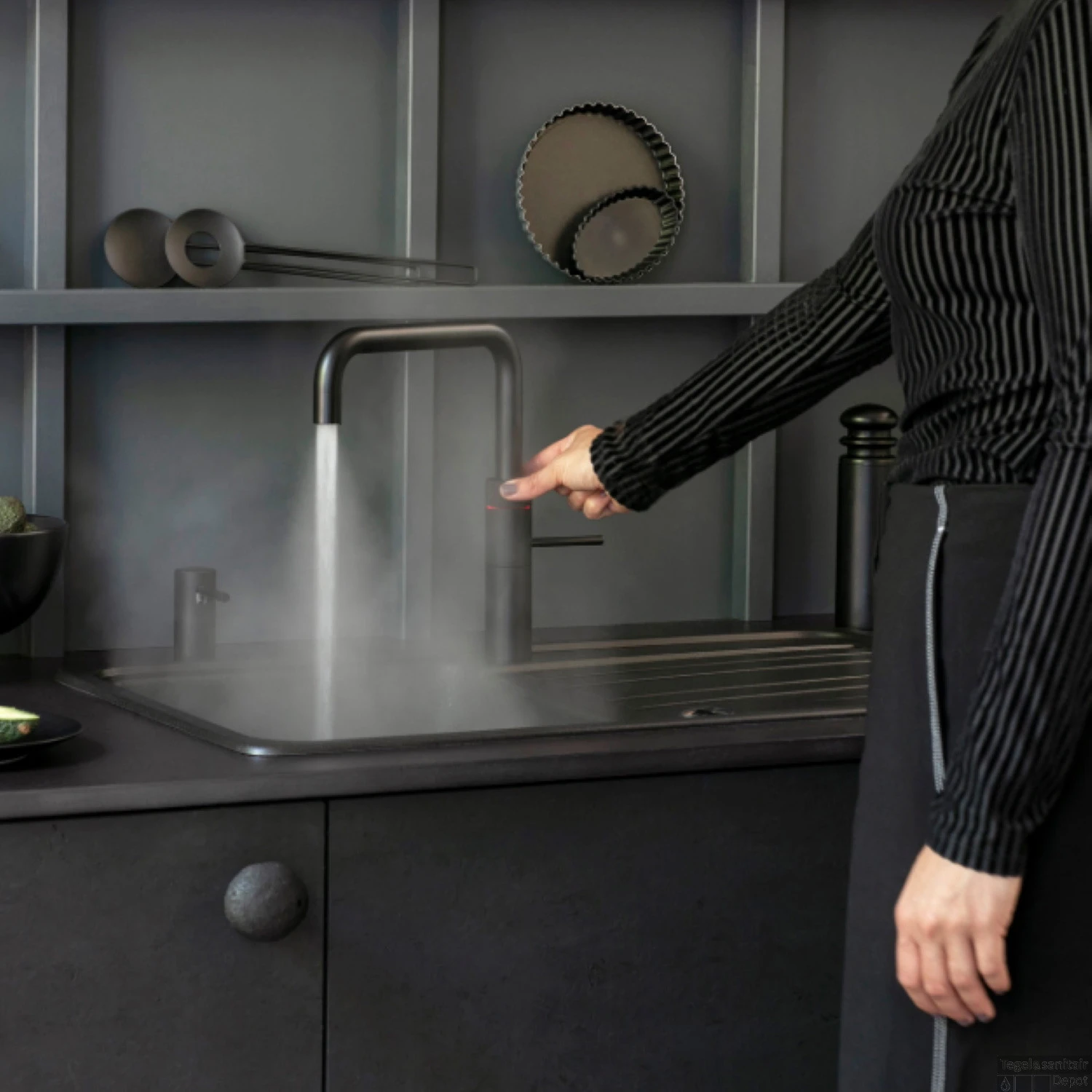 Quooker Fusion Square Keukenmengkraan Zwart 3 Quooker Fusion Square Keukenmengkraan Zwart