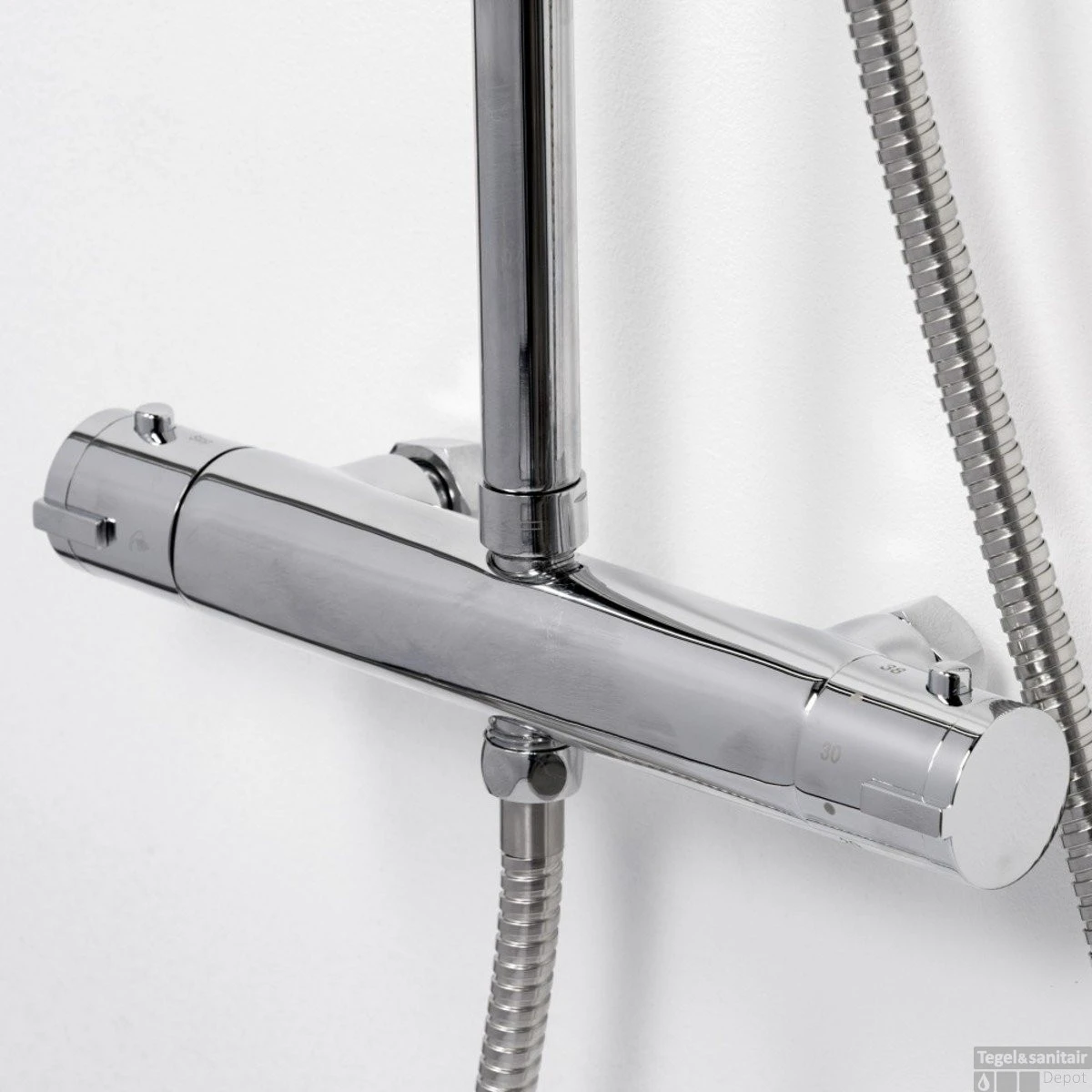 Regendoucheset Opbouw Aqualux Mono 140 Cm Met Thermostaatkraan Chroom 4 Regendoucheset Opbouw Aqualux Mono 140 Cm Met Thermostaatkraan Chroom - Afbeelding 2