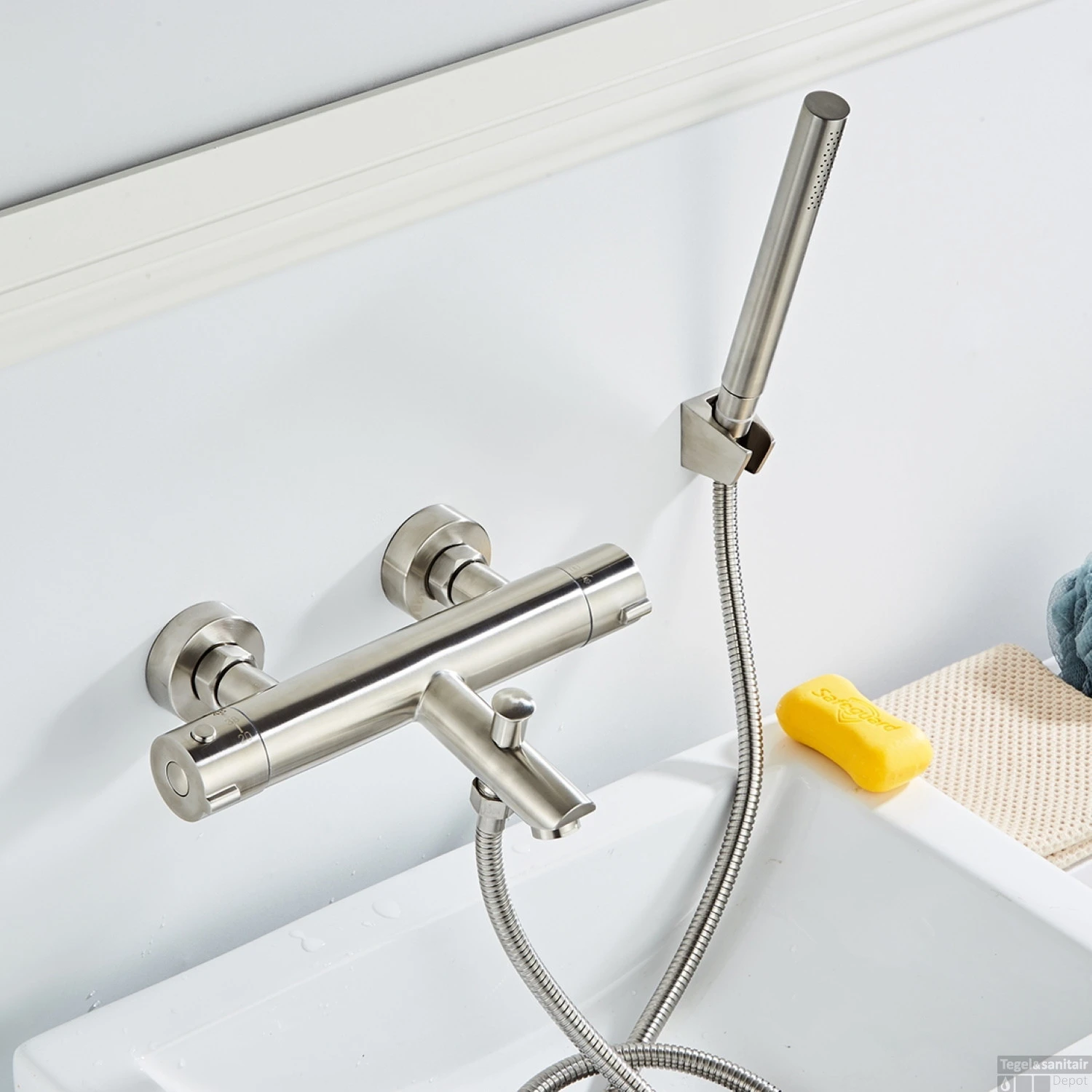 Thermostatische Badkraan Boss & Wessing Exclusive 304-RVS Met Handdouche 3 Thermostatische Badkraan Boss & Wessing Exclusive 304-RVS Met Handdouche