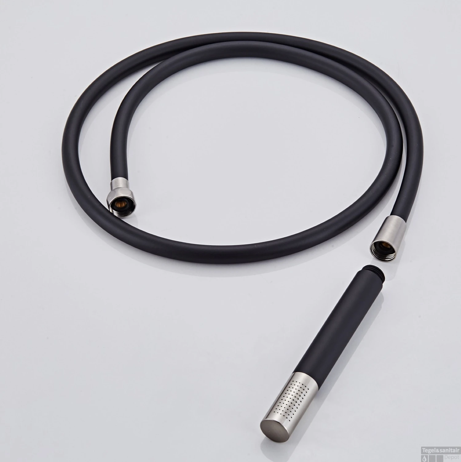 Vrijstaande Badkraan Boss & Wessing Exclusive Pro Met Mat Zwarte Handdoucheset RVS 4 Vrijstaande Badkraan Boss & Wessing Exclusive Pro Met Mat Zwarte Handdoucheset RVS - Afbeelding 2